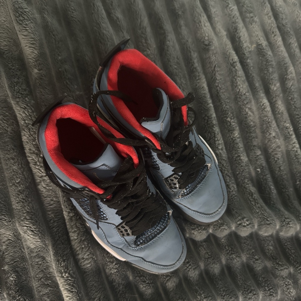 Travis Scott X Jordan Cactus Jacks